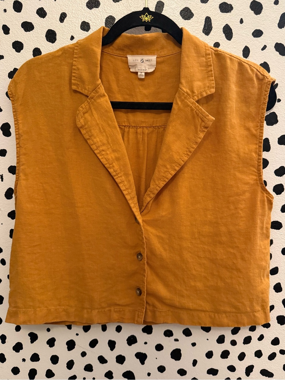 Lou & Grey 100% Linen Collared Button Down V Neck Crop Top
